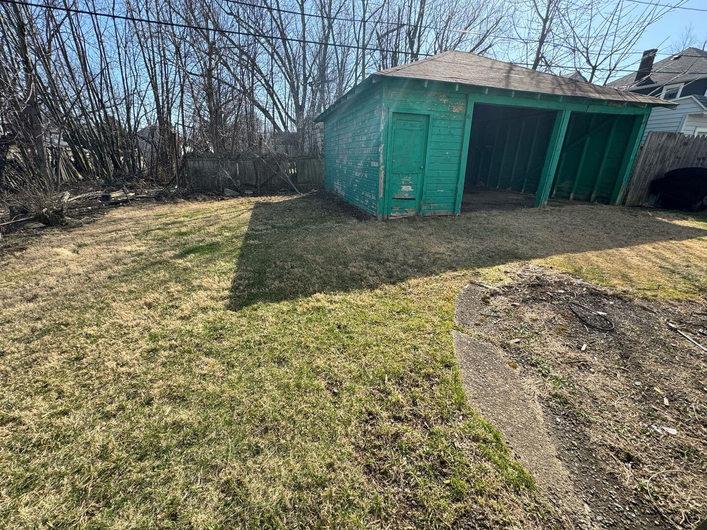 Lorain Apartment: 839 - 841 Allison Ave