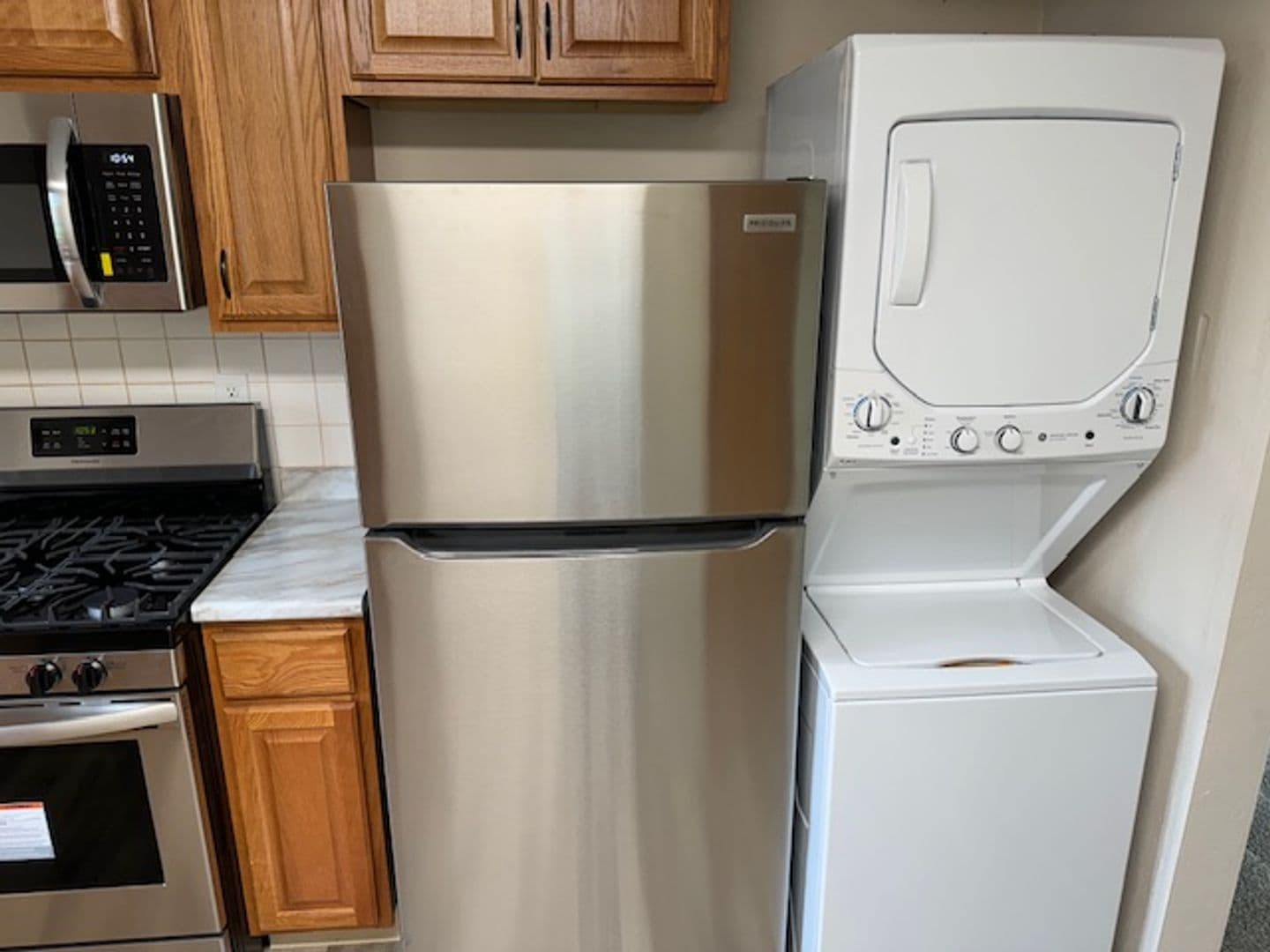 Elyria Apartment: 780 Oberlin-Elyria Rd