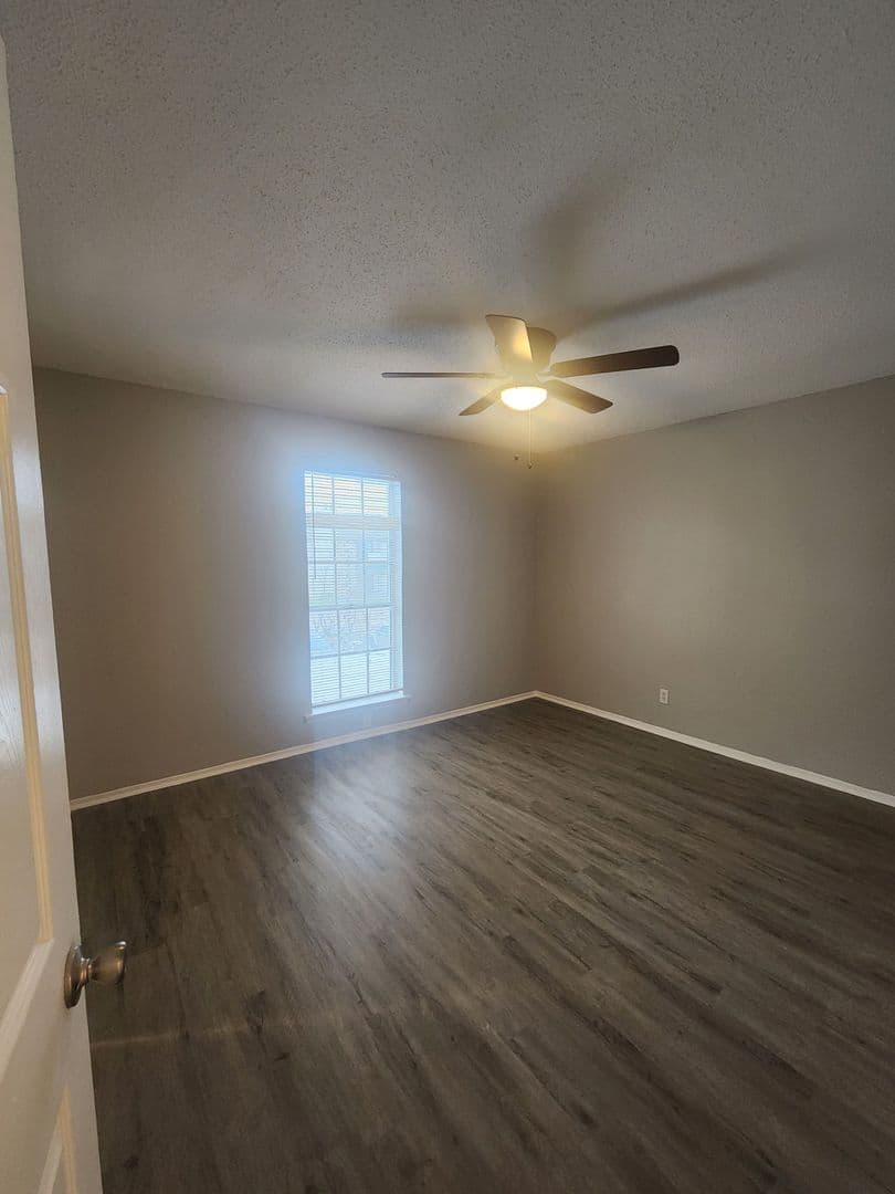 San Antonio Apartment: 1650 Jackson Keller Road