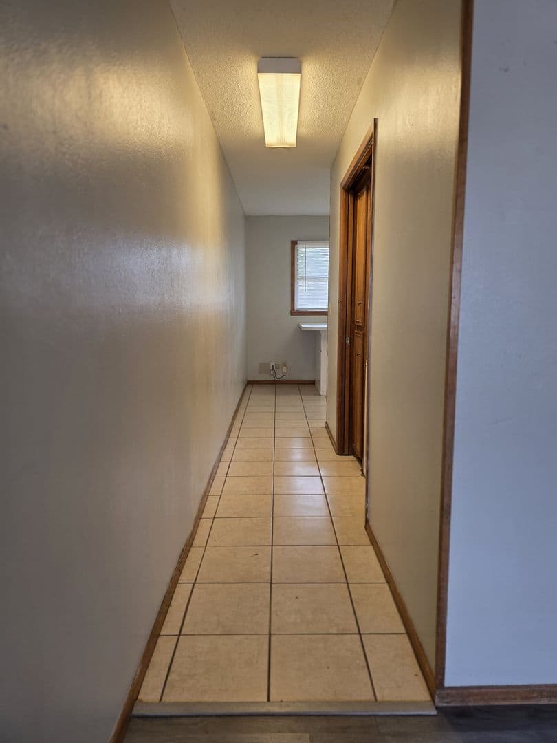 Littlefield Apartment: 400 E 22nd St