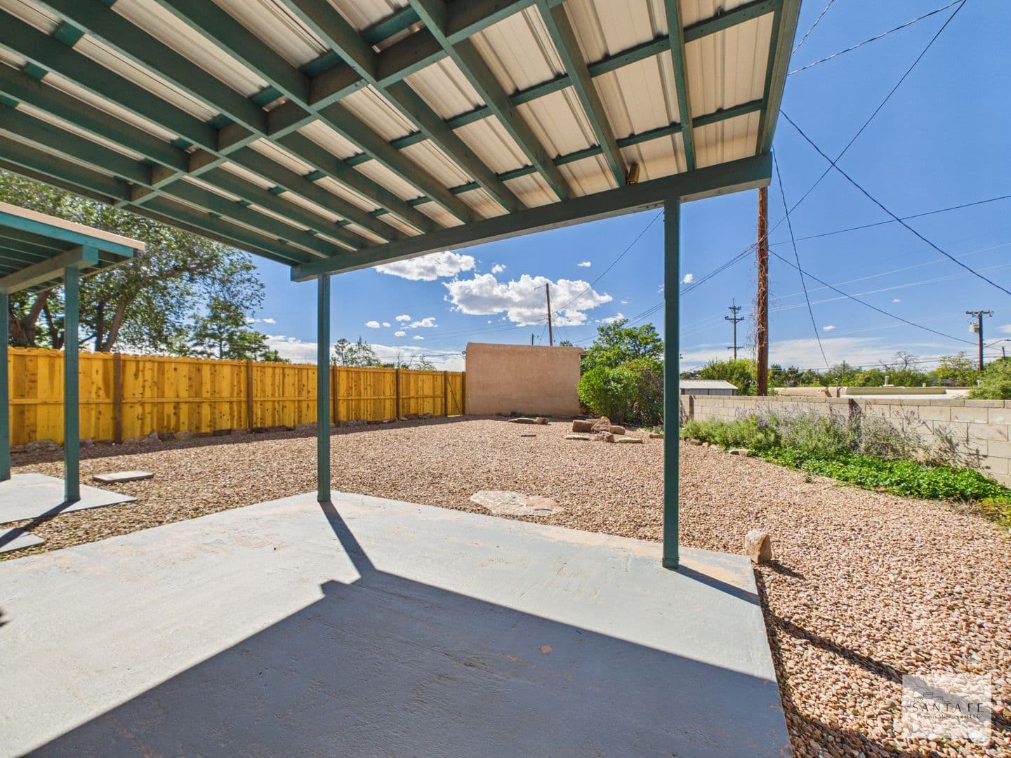 Santa Fe House: 1032 Calle De Suenos