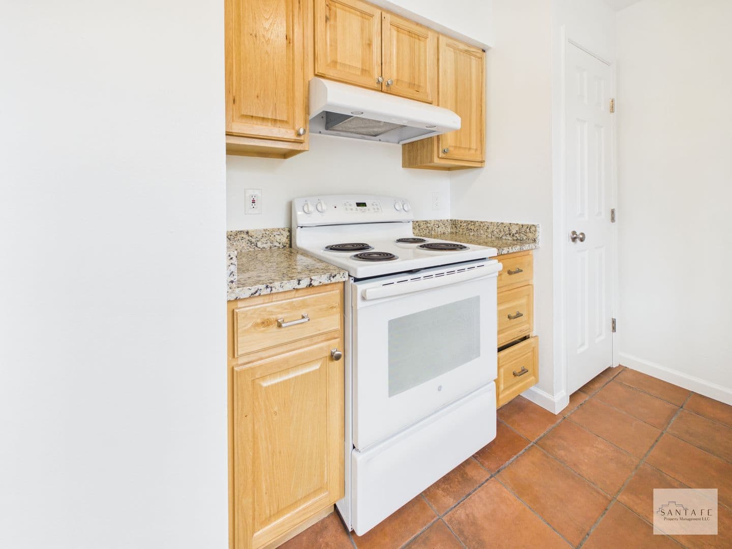 Santa Fe Apartment: 2382 Camino Capitan