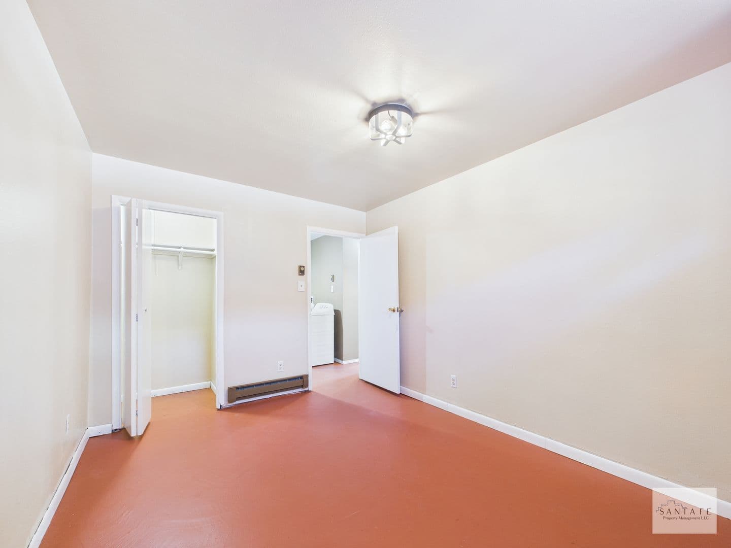 Santa Fe House: 439 County Rd 84