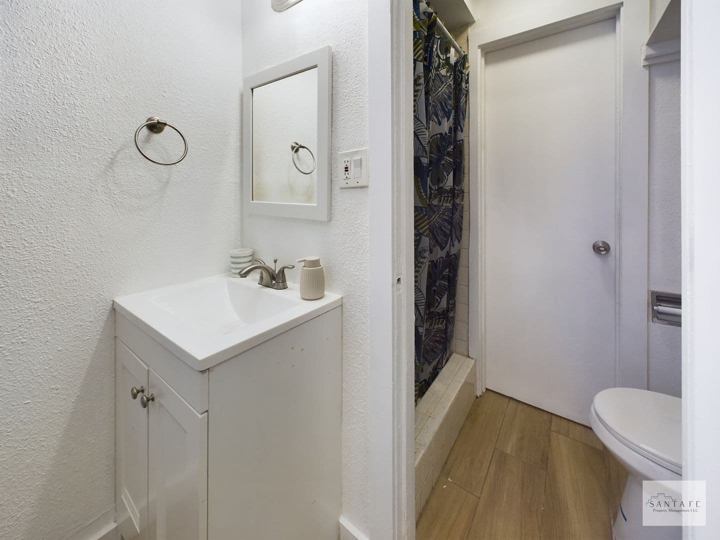 Santa Fe Apartment: 3226 Rufina Street