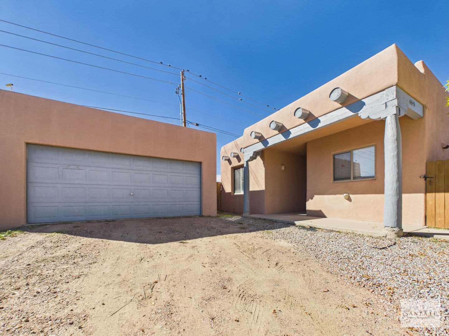 Santa Fe House: 6345 Milagro Luna