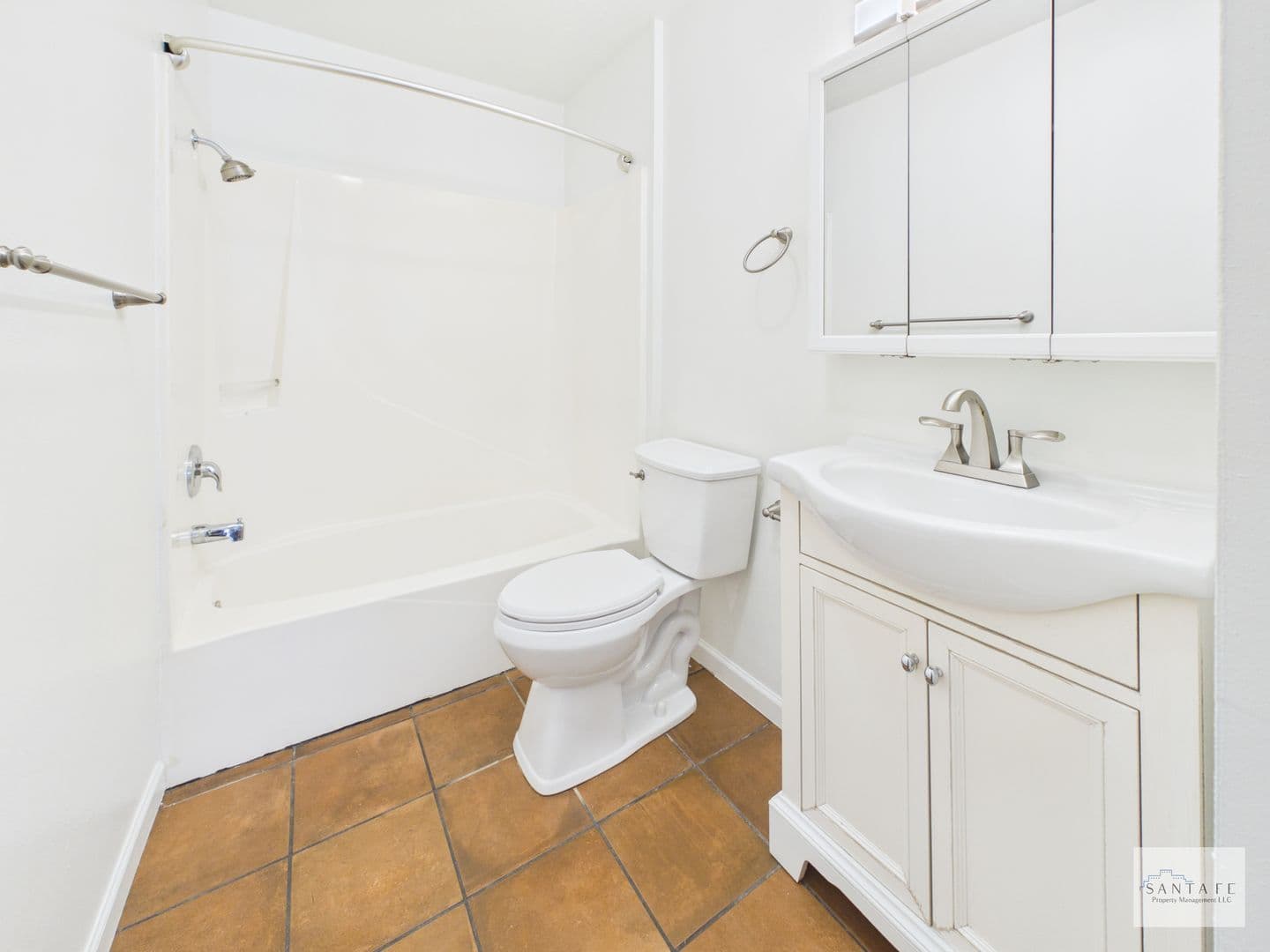 Santa Fe Apartment: 2382 Camino Capitan