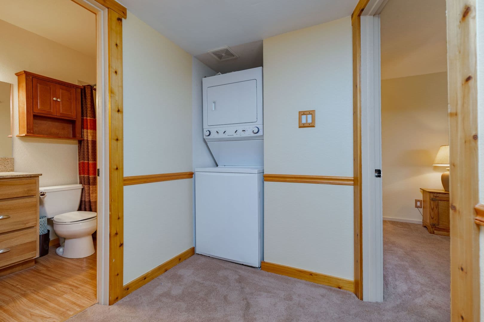 Santa Fe Apartment: 601 W. San Mateo Unit 84