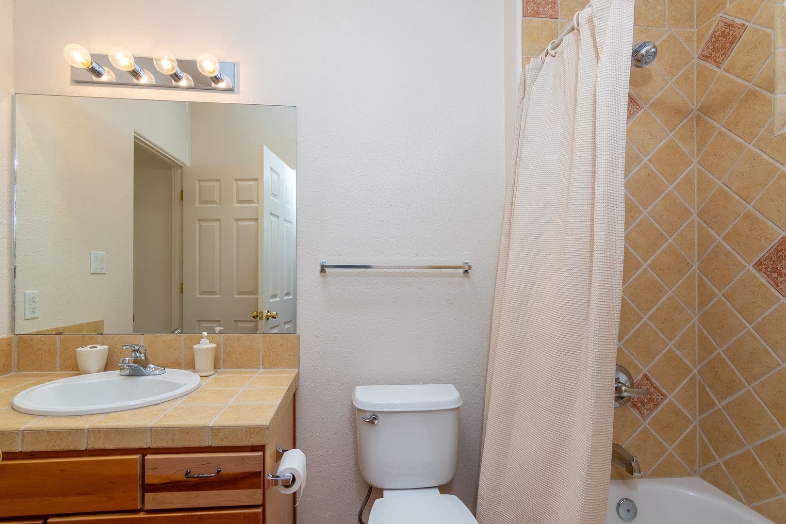 Santa fe House: 4254 Snow Bird