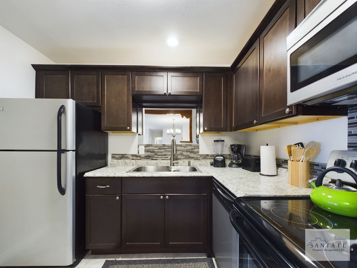Santa Fe House: 161 Calle Ojo Feliz Unit C