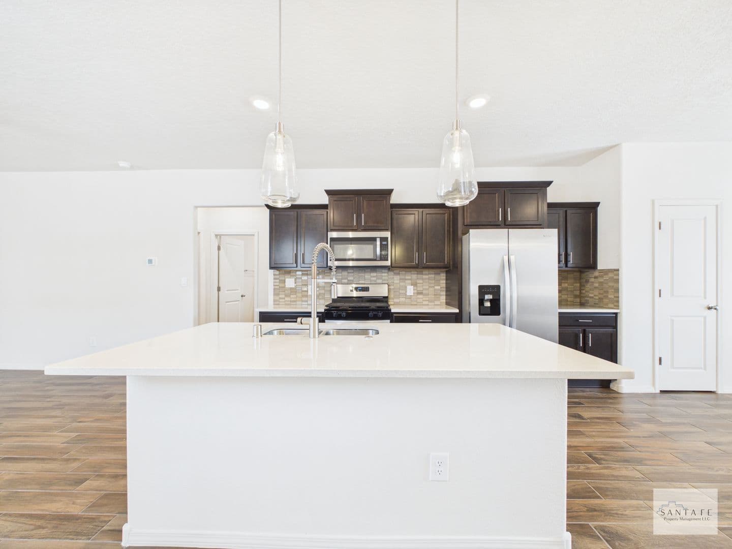 Santa Fe House: 4207 Via De Ventura