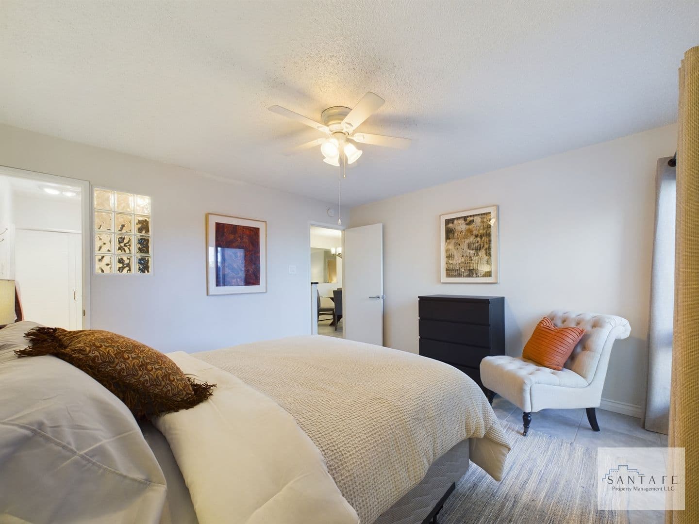 Santa Fe House: 161 Calle Ojo Feliz Unit C