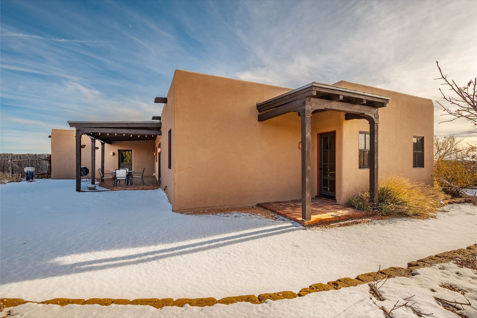 Lamy House: 33 Camino San Lucas