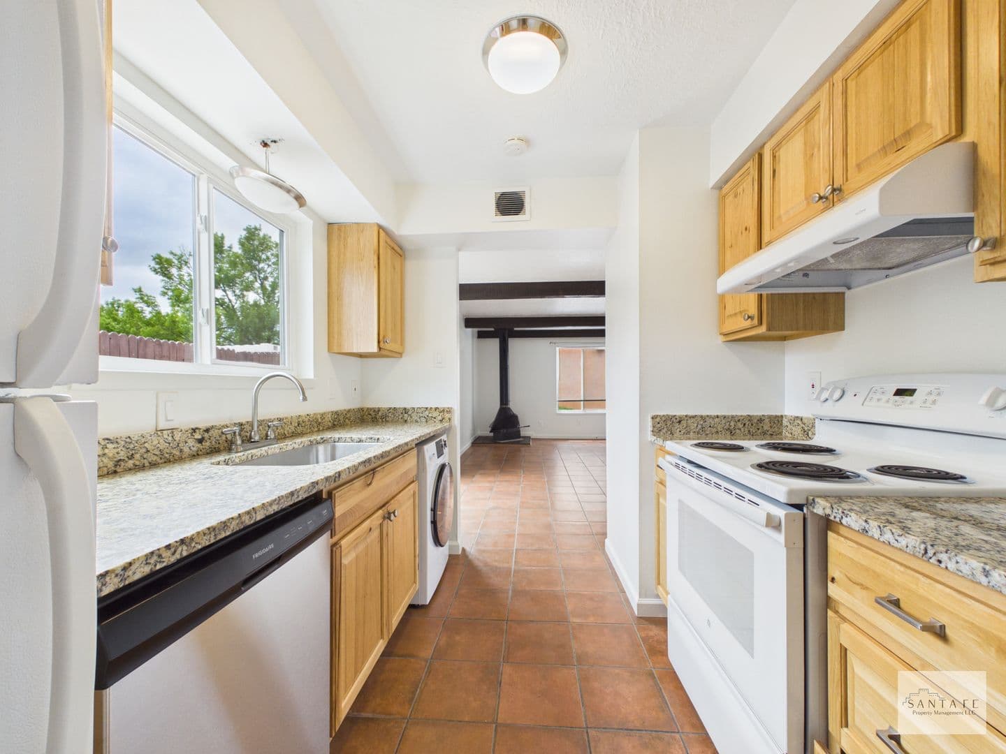 Santa Fe Apartment: 2382 Camino Capitan