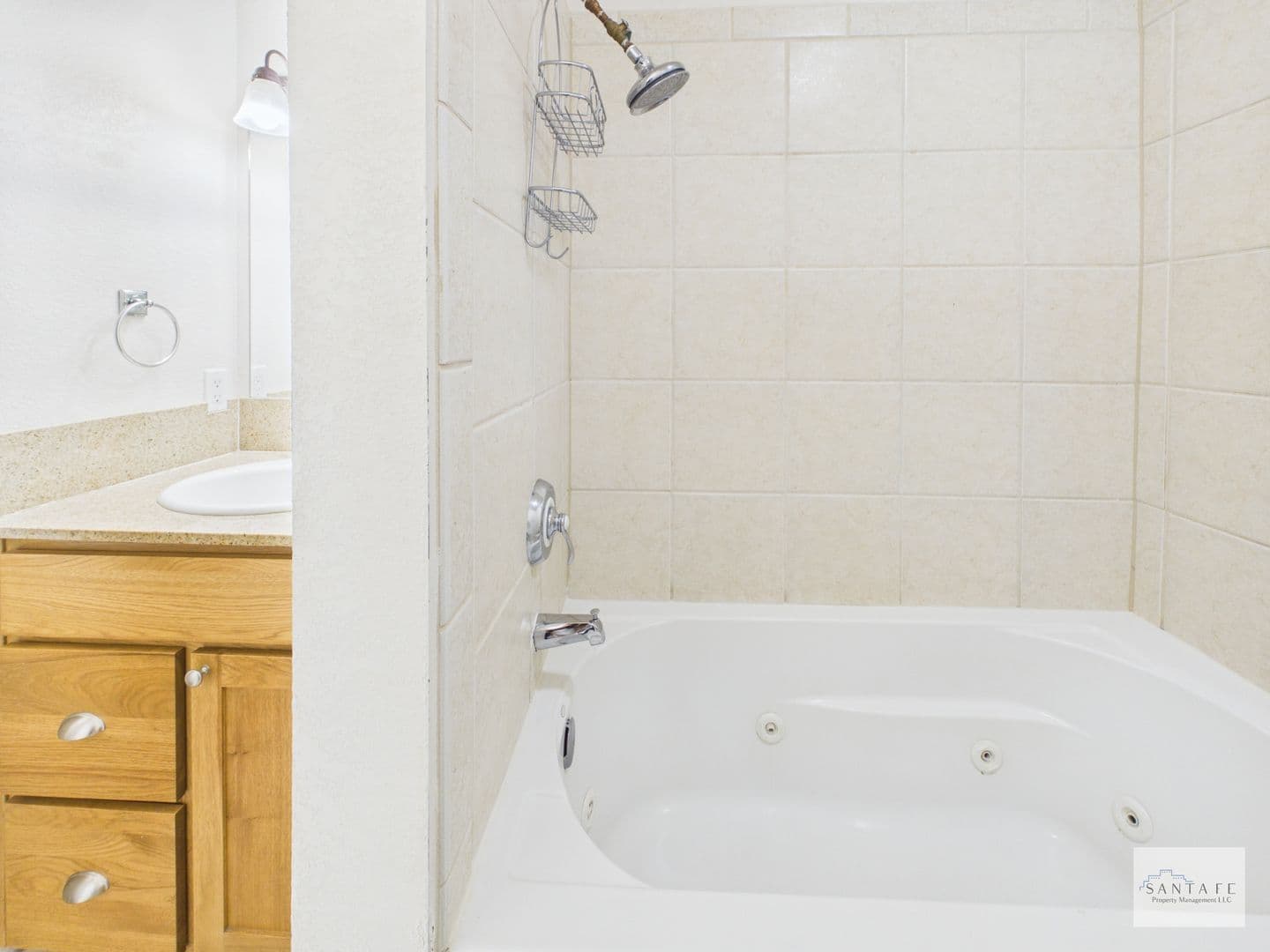 Santa Fe House: 601 W. San Mateo Unit 70