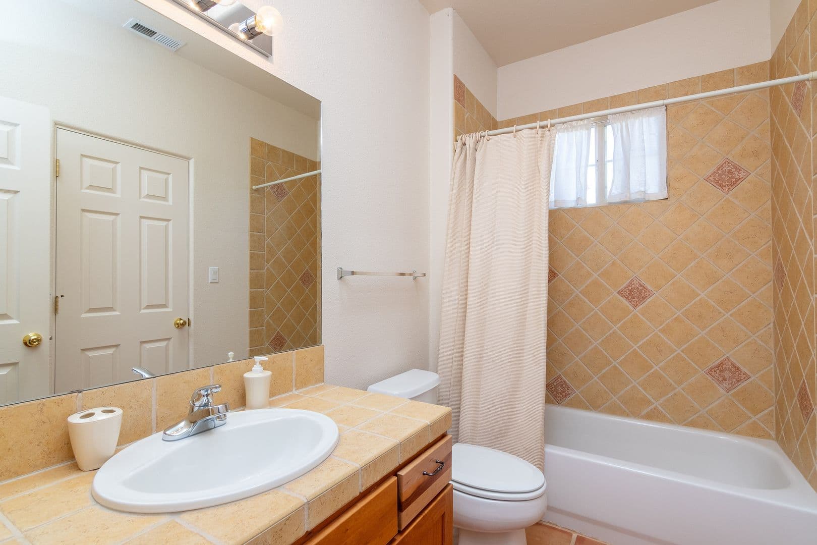 Santa fe House: 4254 Snow Bird