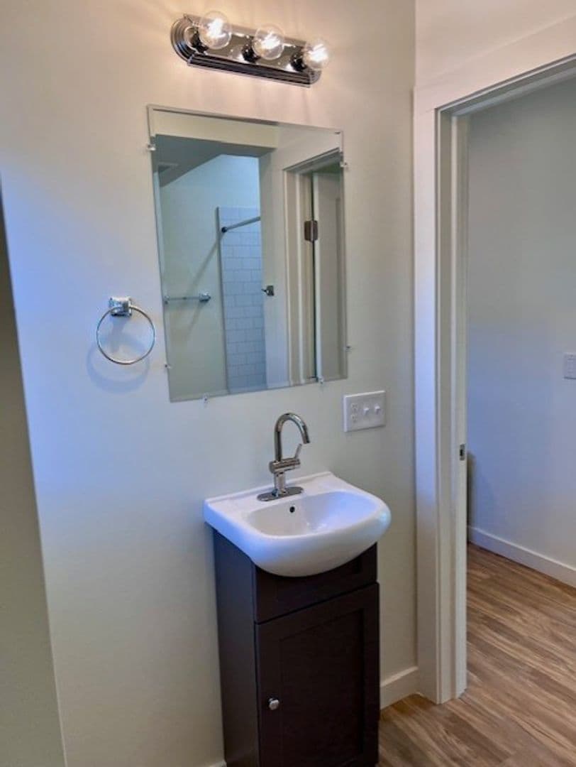 Kingston Apartment: 549 Albany Ave