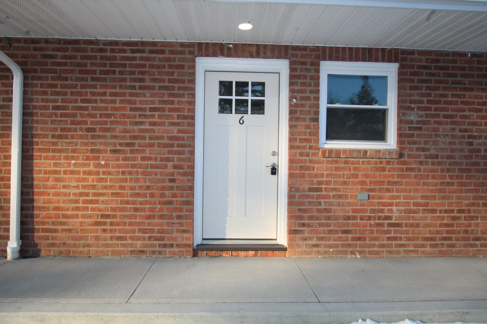Ravena Apartment: 14311 Rt.9W