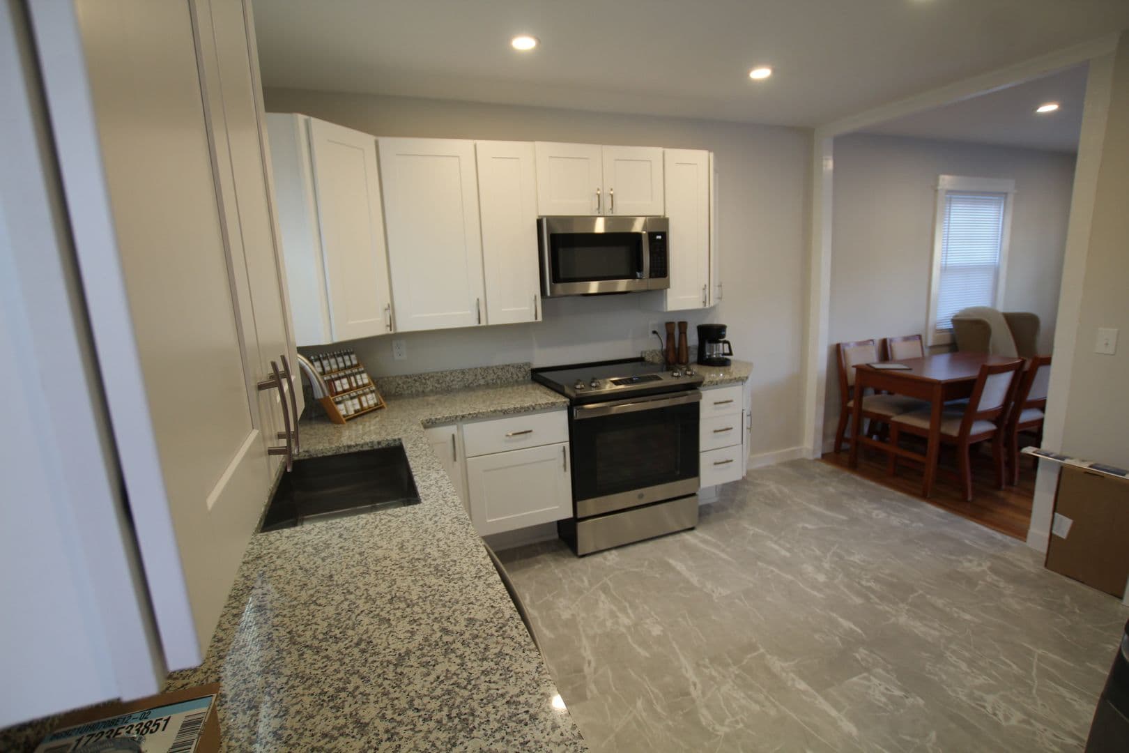 Kingston House: 40 Browning Terrace