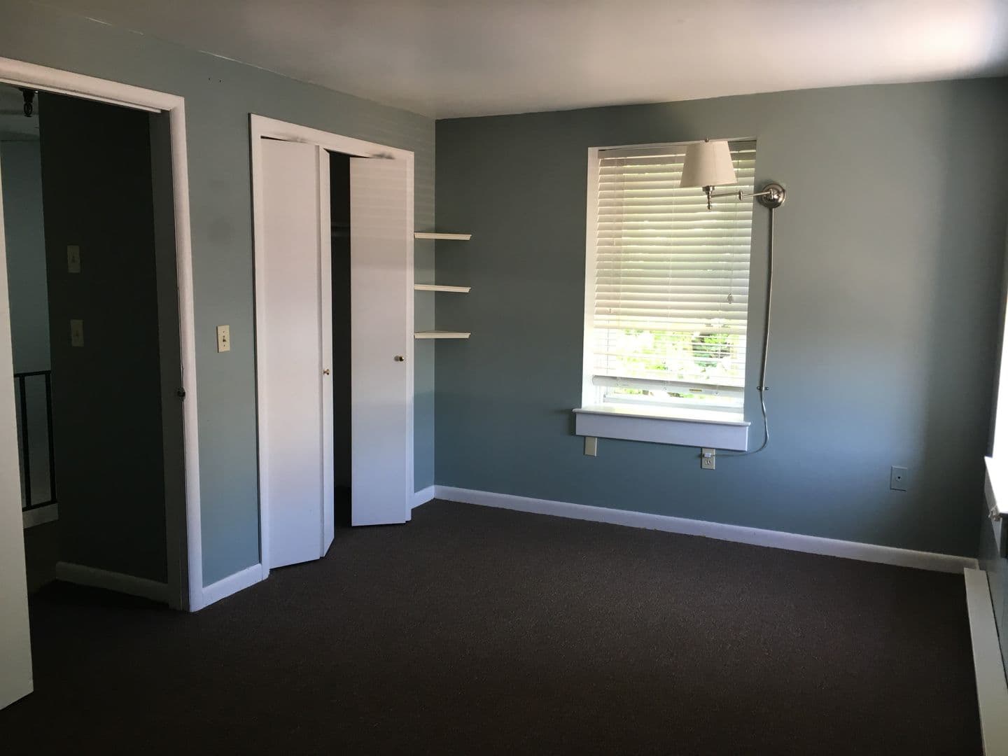 Kingston Apartment: 11 Broadway