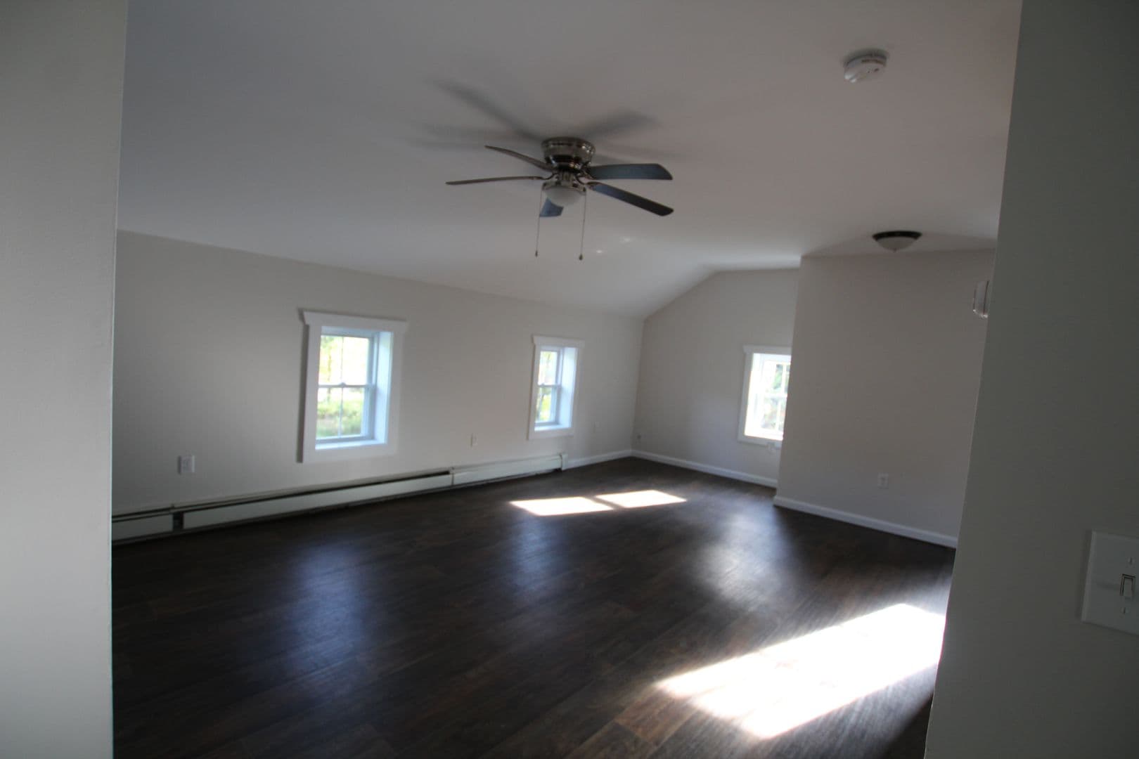 Kingston Apartment: 126 Maxwell Lane