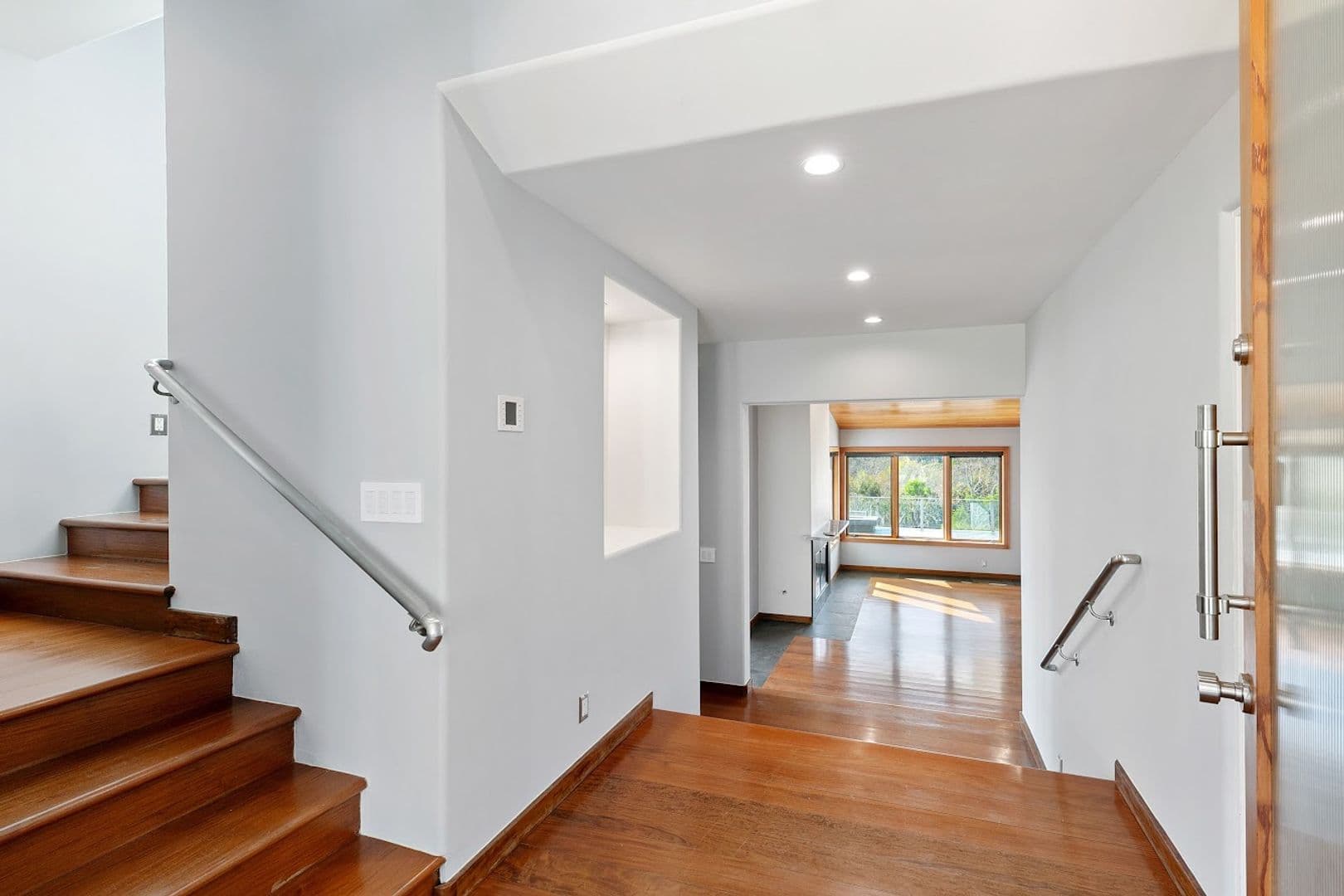Malibu House: 27091 Sea Vista Dr
