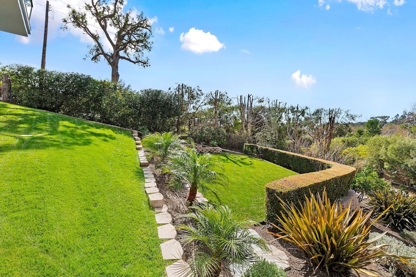 Malibu House: 27091 Sea Vista Dr