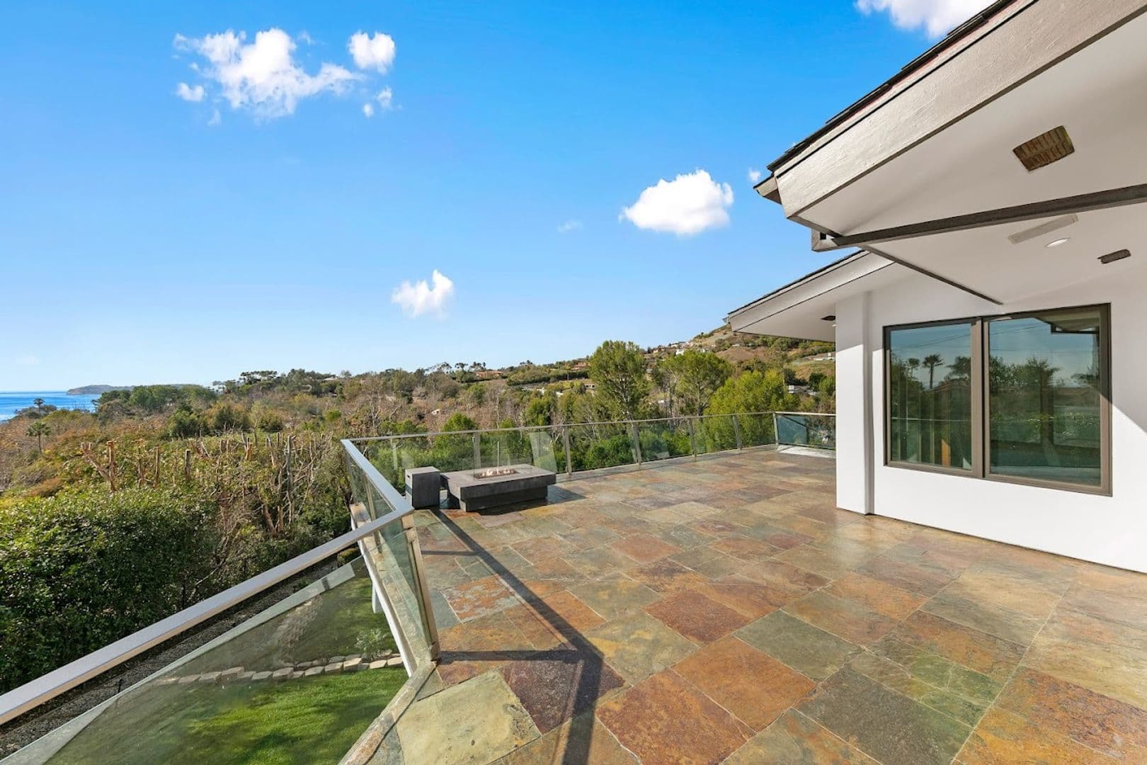 Malibu House: 27091 Sea Vista Dr