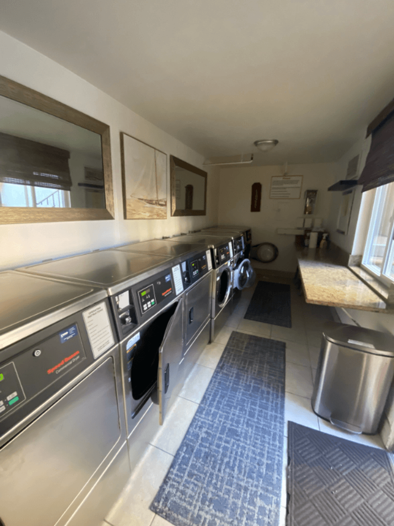 Simi Valley House: 1216 Patricia Ave #201