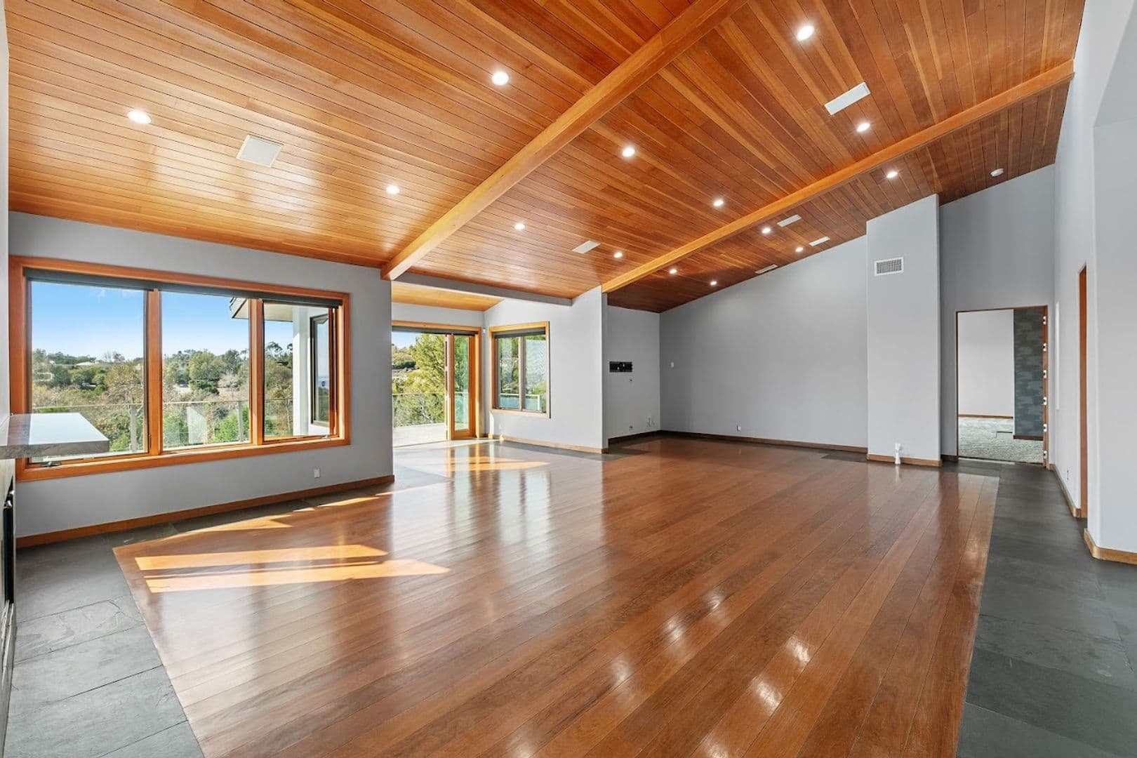 Malibu House: 27091 Sea Vista Dr
