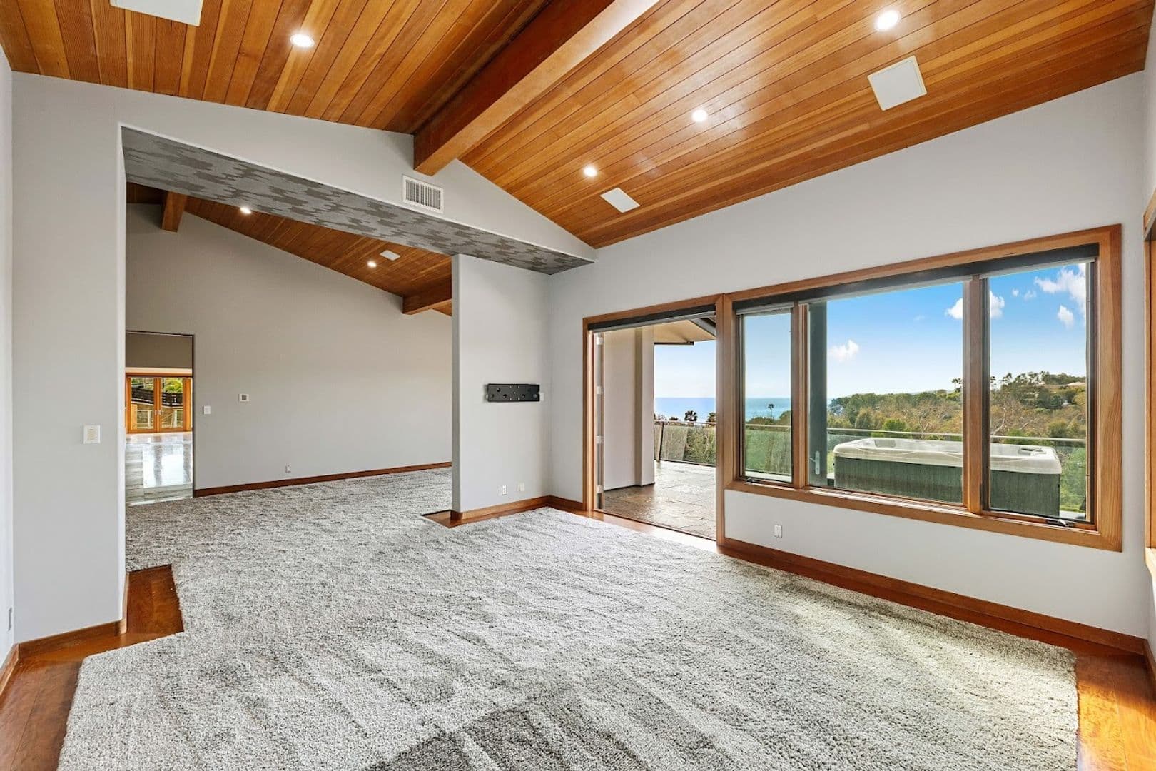 Malibu House: 27091 Sea Vista Dr