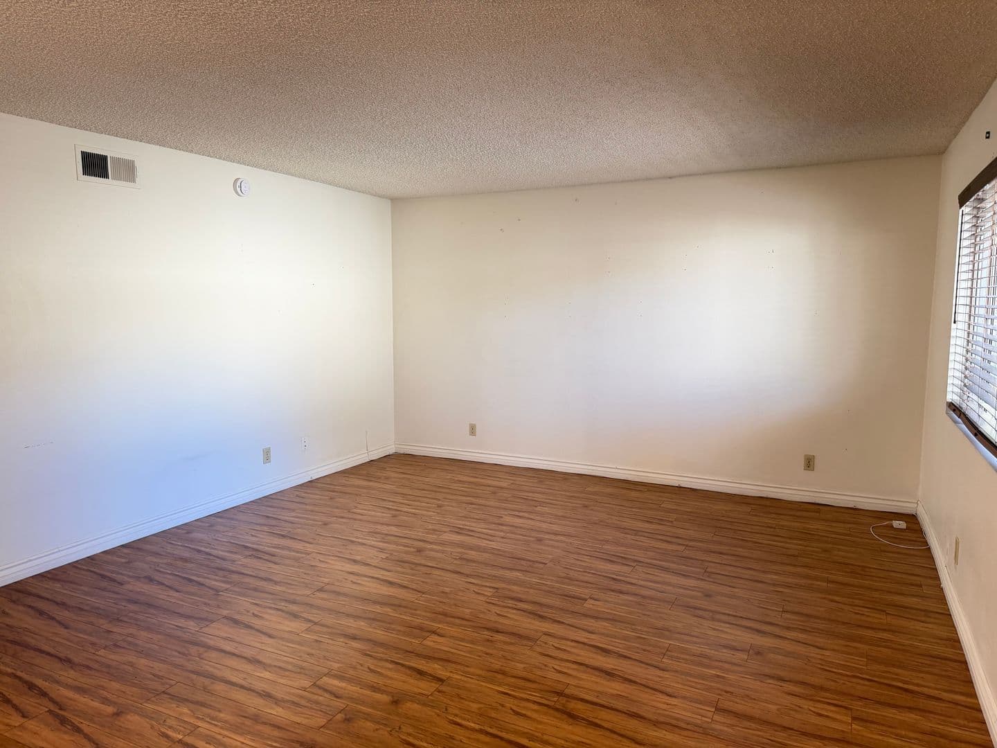 Simi Valley House: 2062 Avenida Placida #1