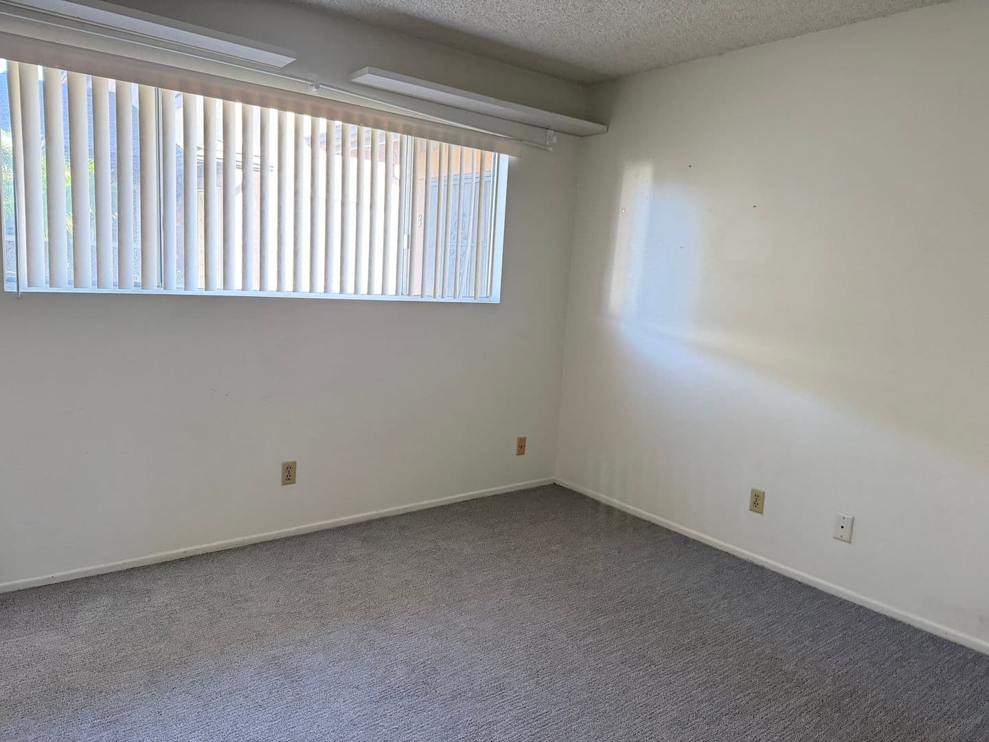 Simi Valley House: 2062 Avenida Placida #1