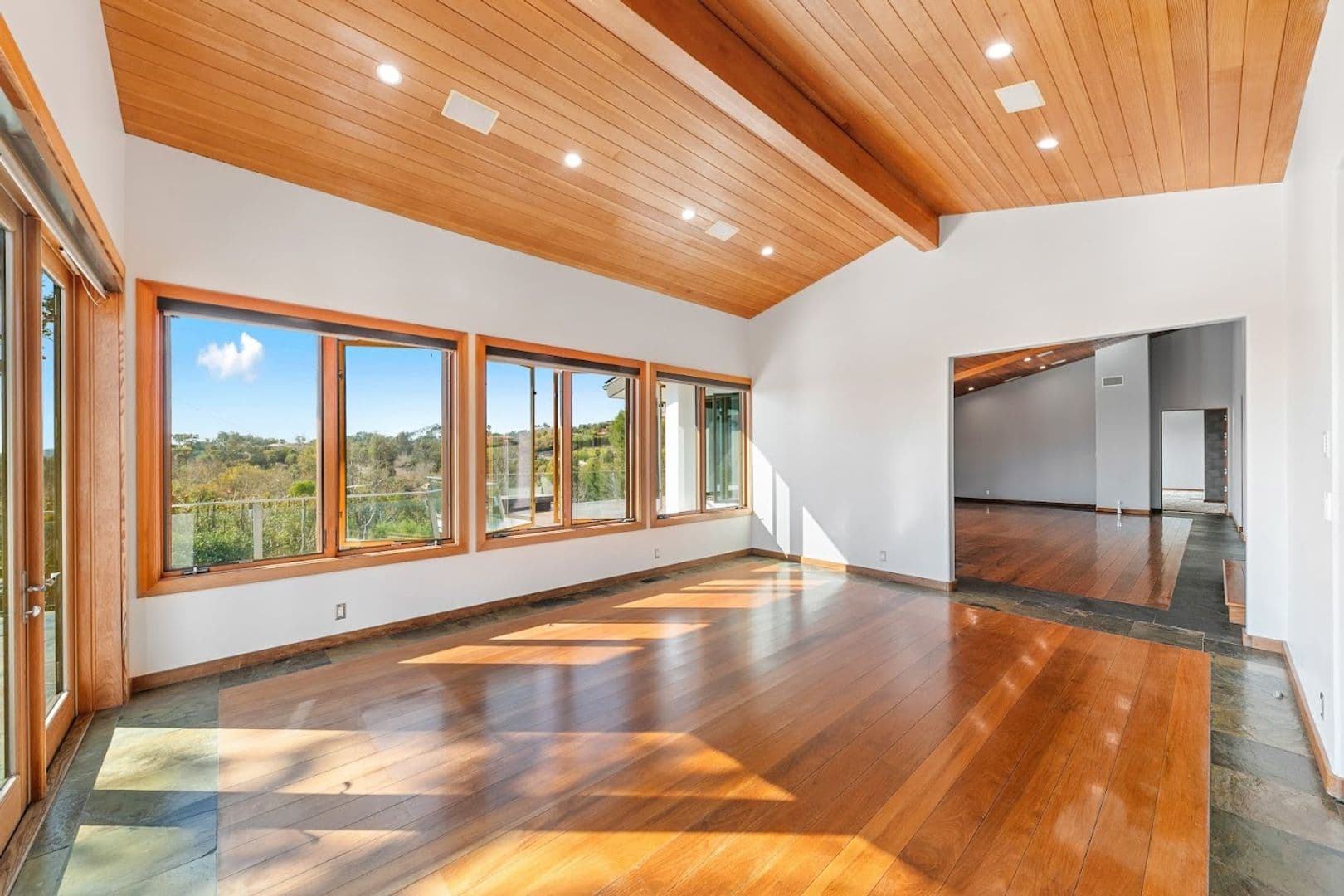 Malibu House: 27091 Sea Vista Dr