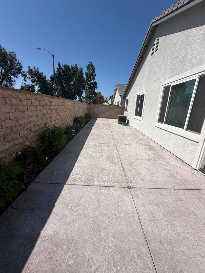 Simi Valley House: 4944 Monument St
