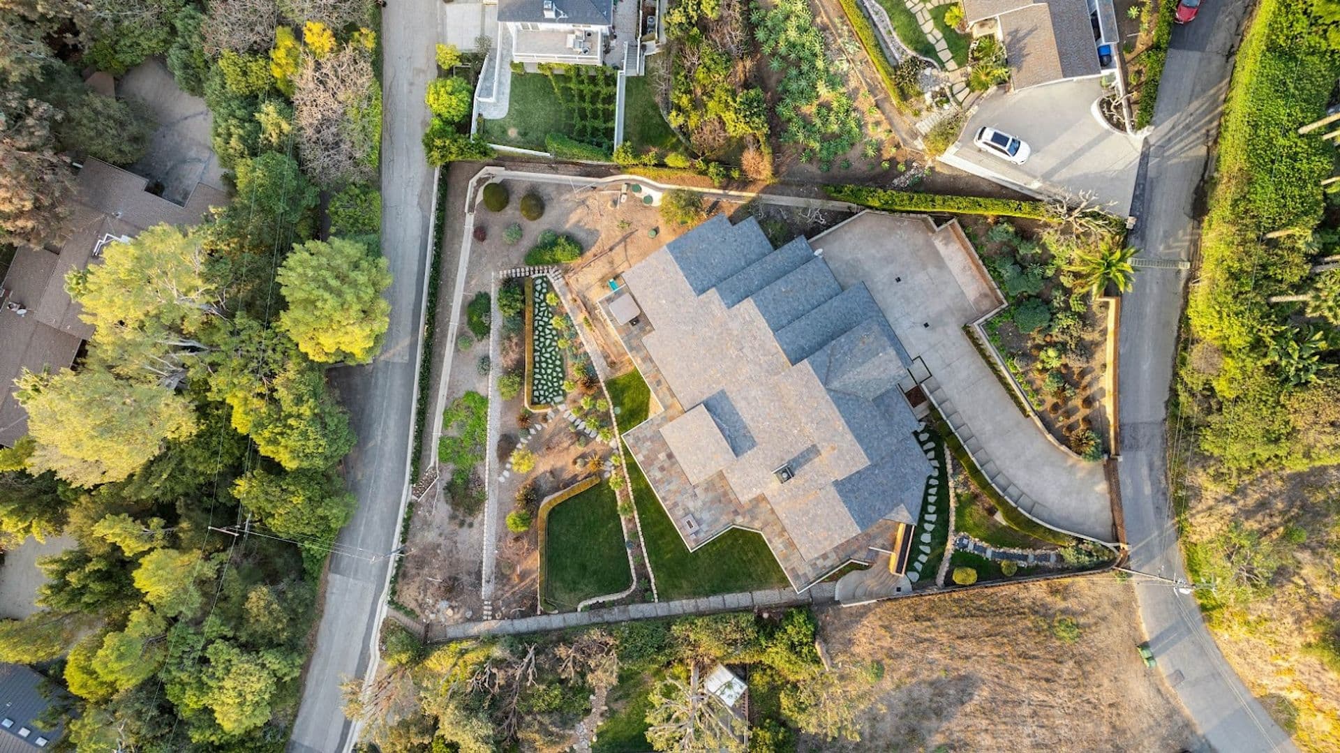 Malibu House: 27091 Sea Vista Dr
