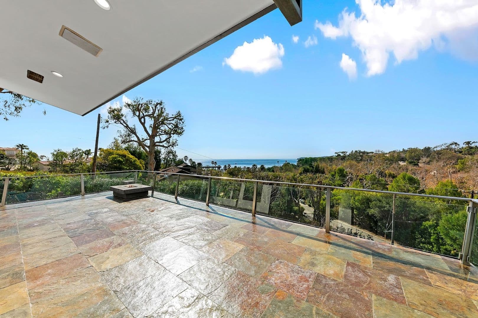 Malibu House: 27091 Sea Vista Dr