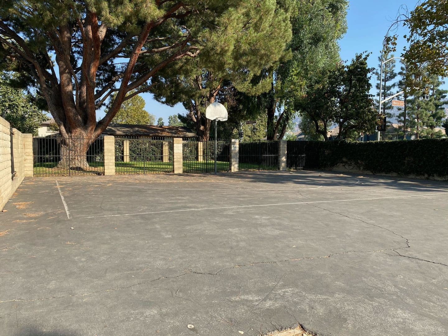 Simi Valley House: 2062 Avenida Placida #1