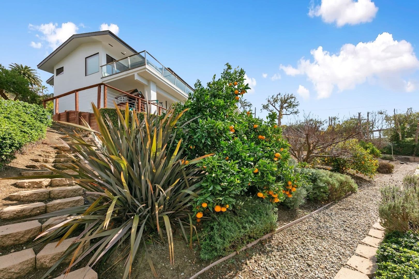 Malibu House: 27091 Sea Vista Dr