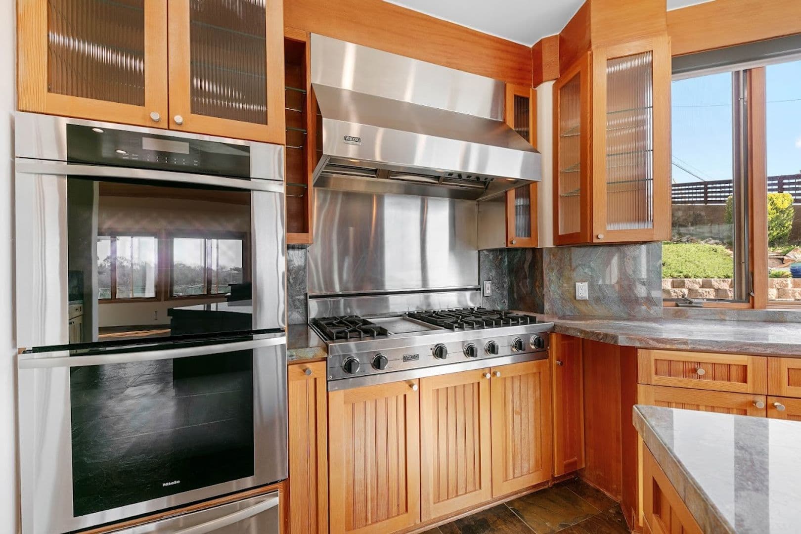 Malibu House: 27091 Sea Vista Dr
