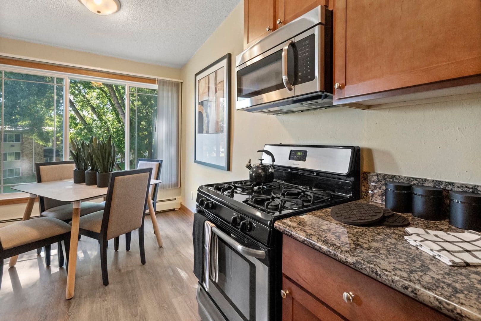 Brooklyn Center Apartment: 3413 53rd Ave N