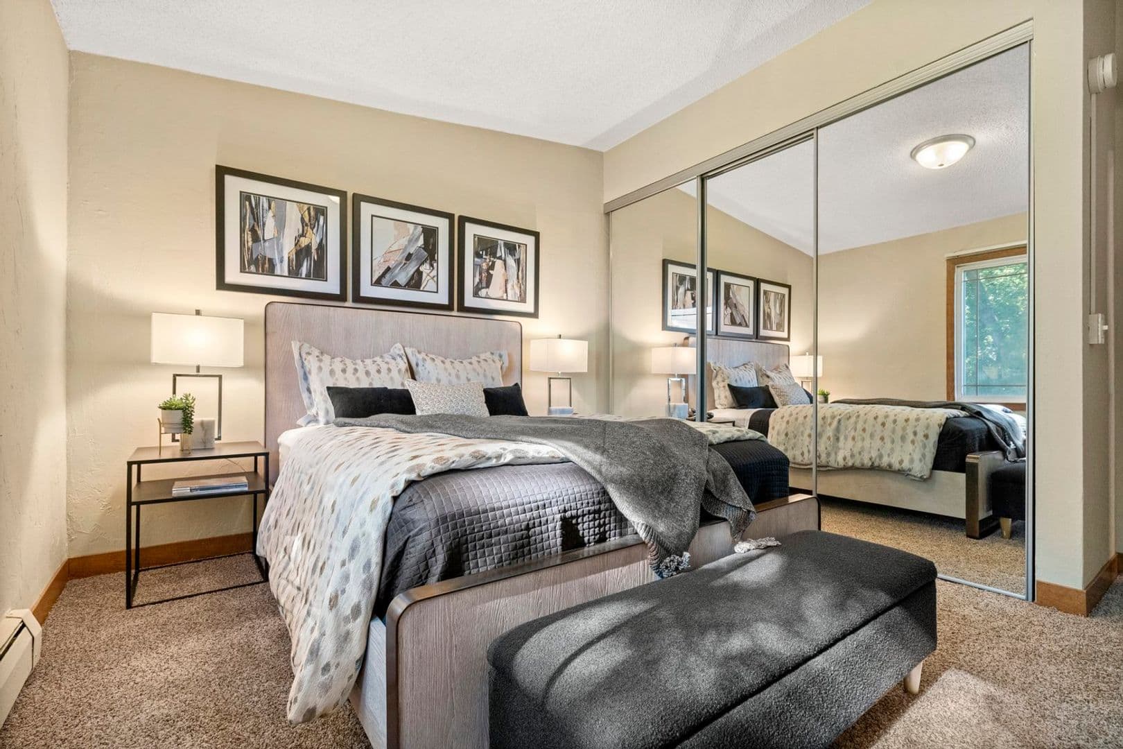 Brooklyn Center Apartment: 3413 53rd Ave N