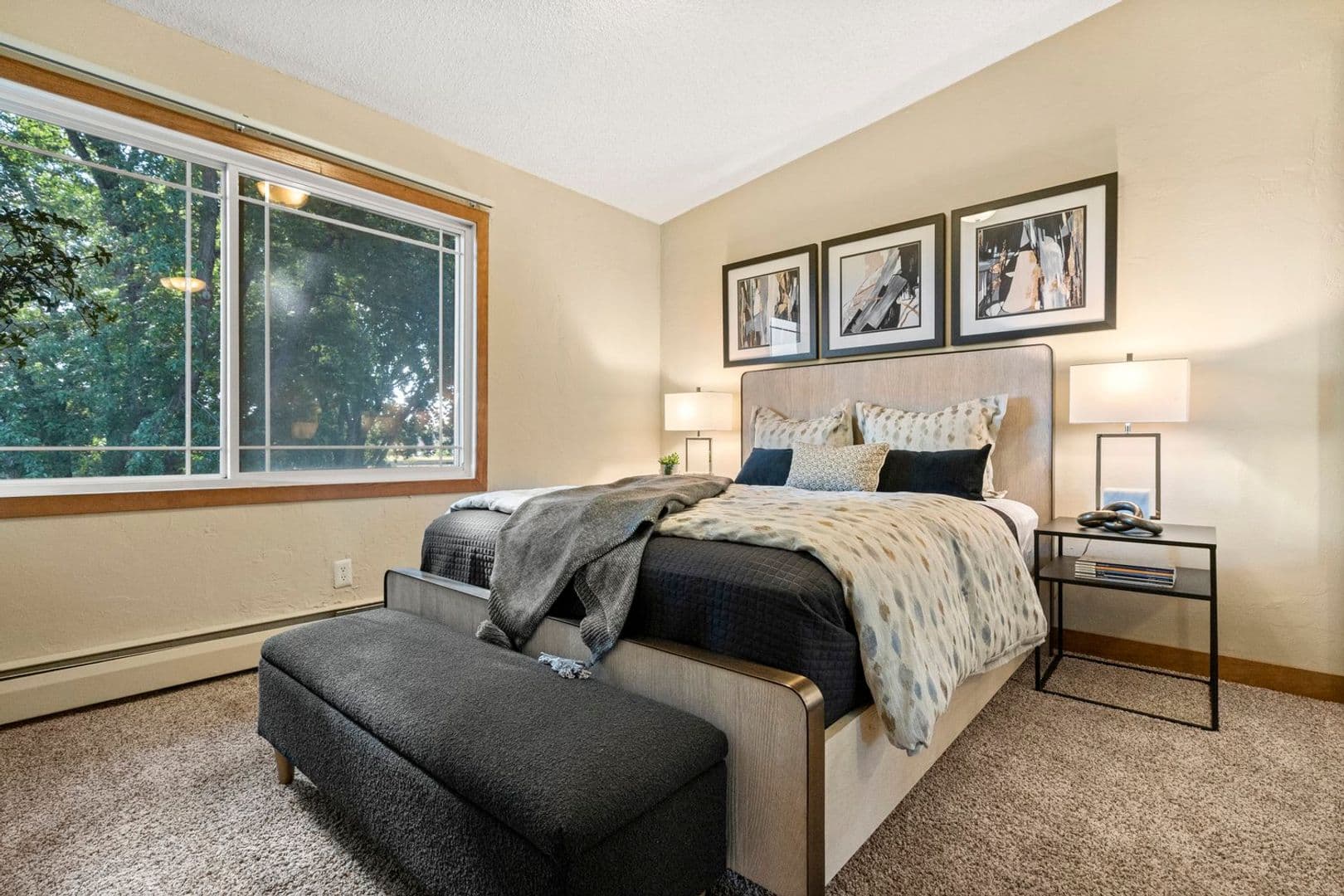 Brooklyn Center Apartment: 3413 53rd Ave N