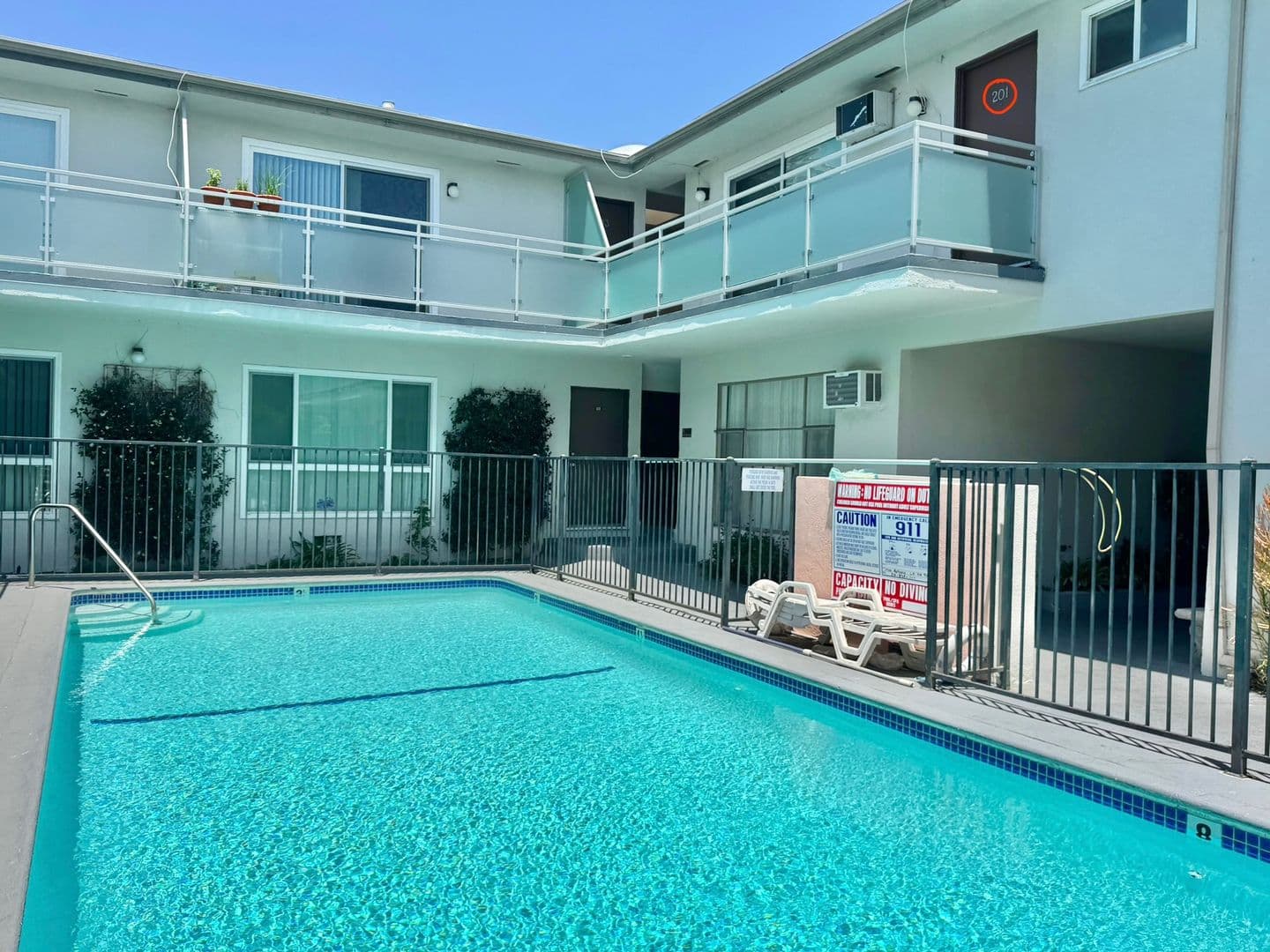 Los Angeles Apartment: 11720 Bellagio Rd.