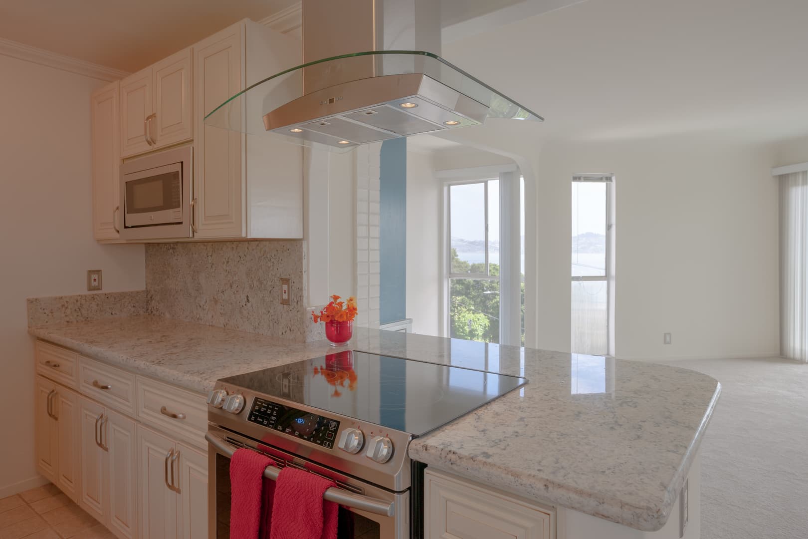 Sausalito Apartment: 5-65 Rodeo Avenue