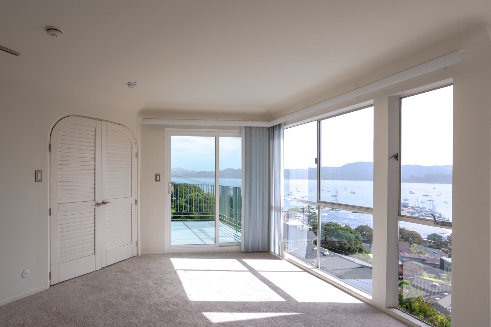 Sausalito Apartment: 5-65 Rodeo Avenue