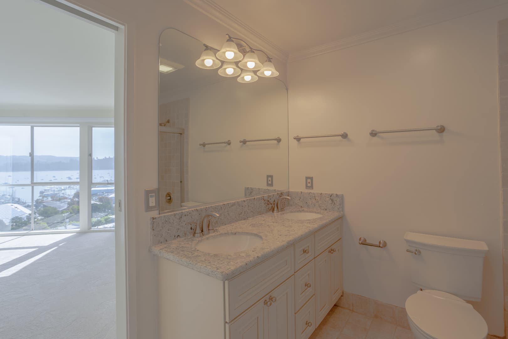 Sausalito Apartment: 5-65 Rodeo Avenue
