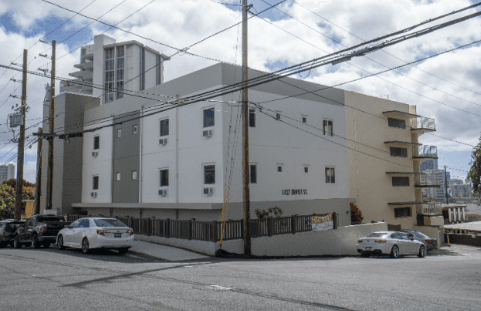 Honolulu Apartment: 1427 Ernest St.