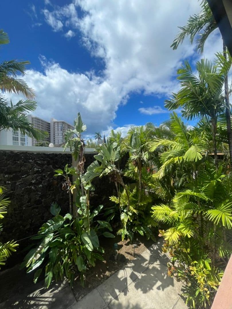 Honolulu Condo: Oahuan # 219