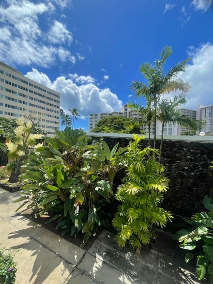 Honolulu Condo: Oahuan # 219
