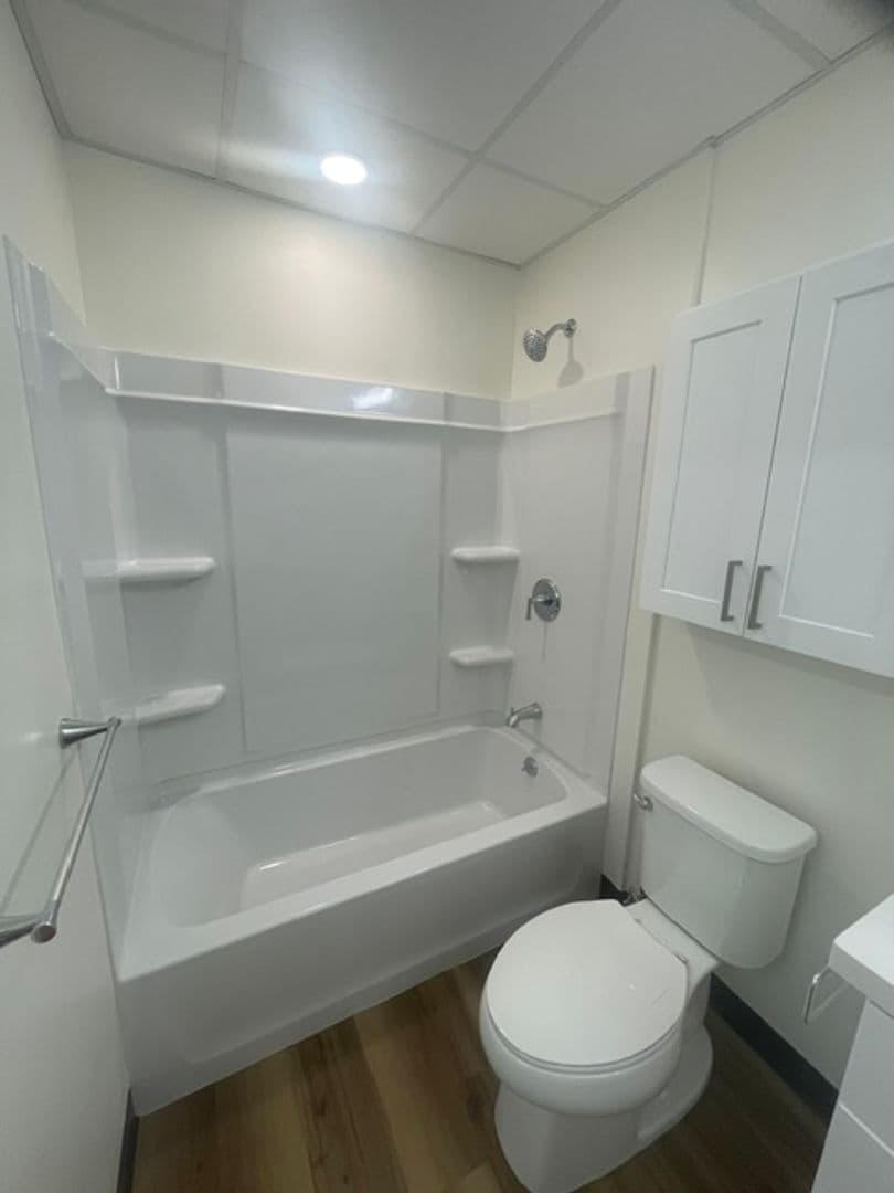 Honolulu Apartment: 902 C University Avenue